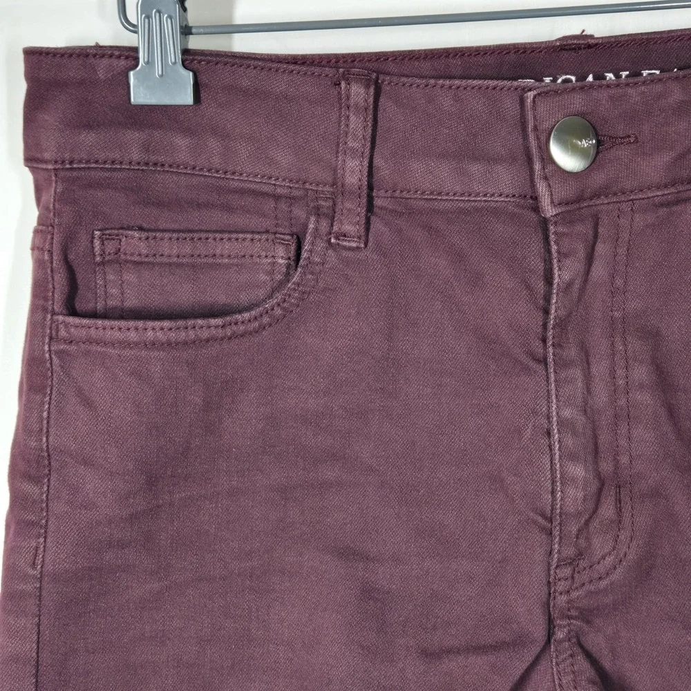 American Eagle Hi-Rise Shortie Women's Size 8 Maroon Denim Shorts Super Super...